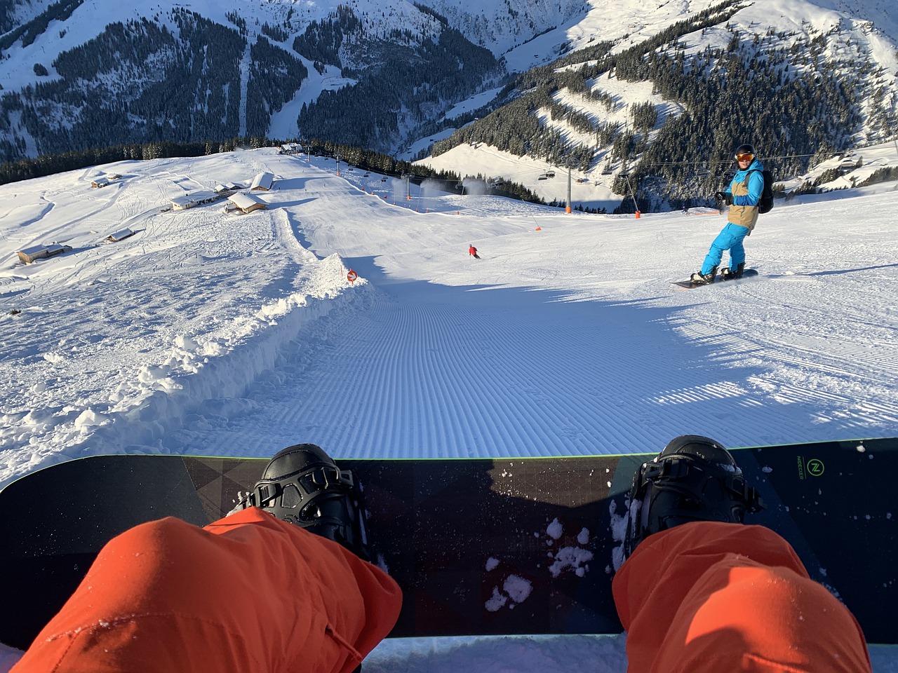 Wypożyczalnia snowboard – jak wybrać odpowiedni sprzęt?